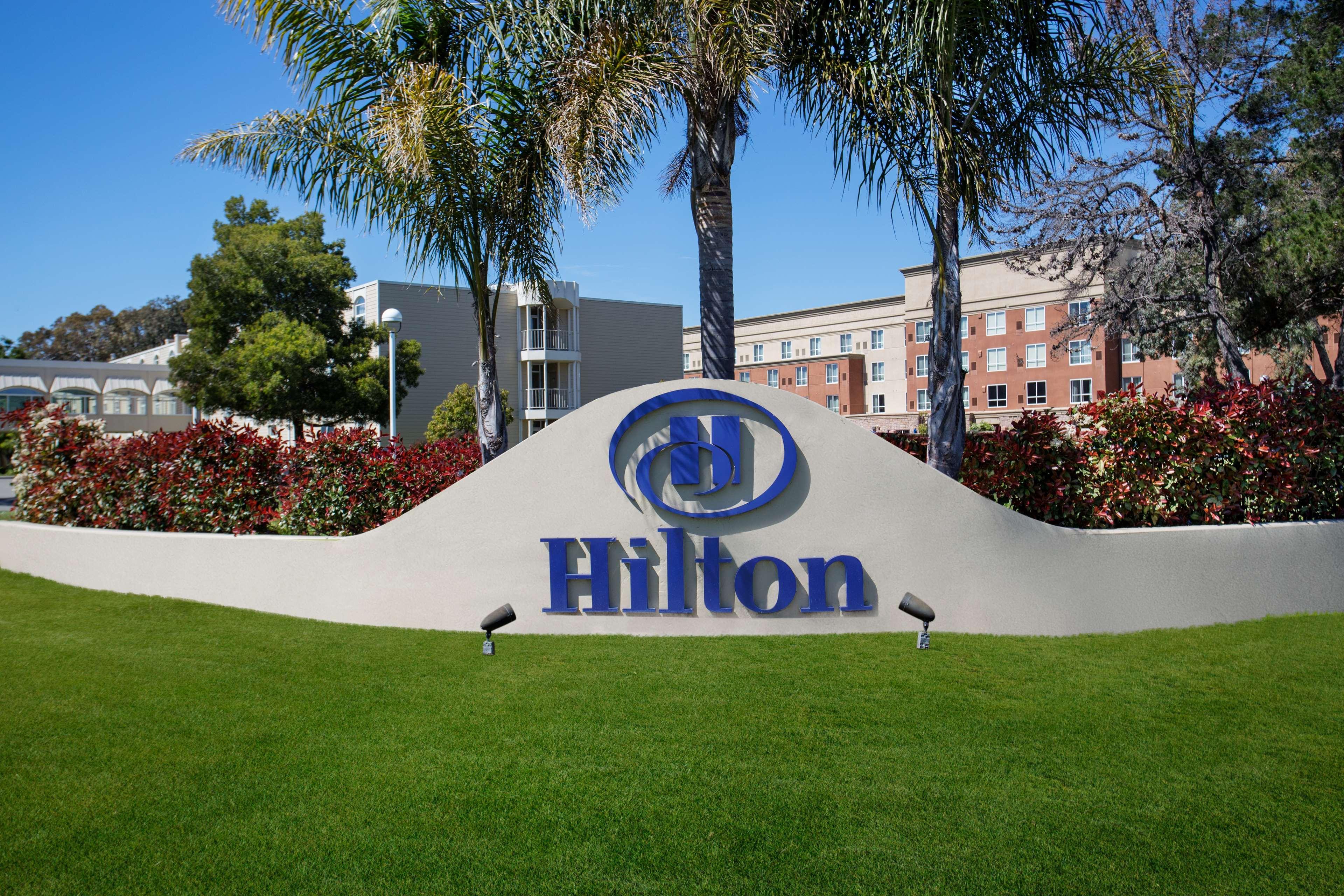 Hilton Oakland Airport Hotel Exterior foto
