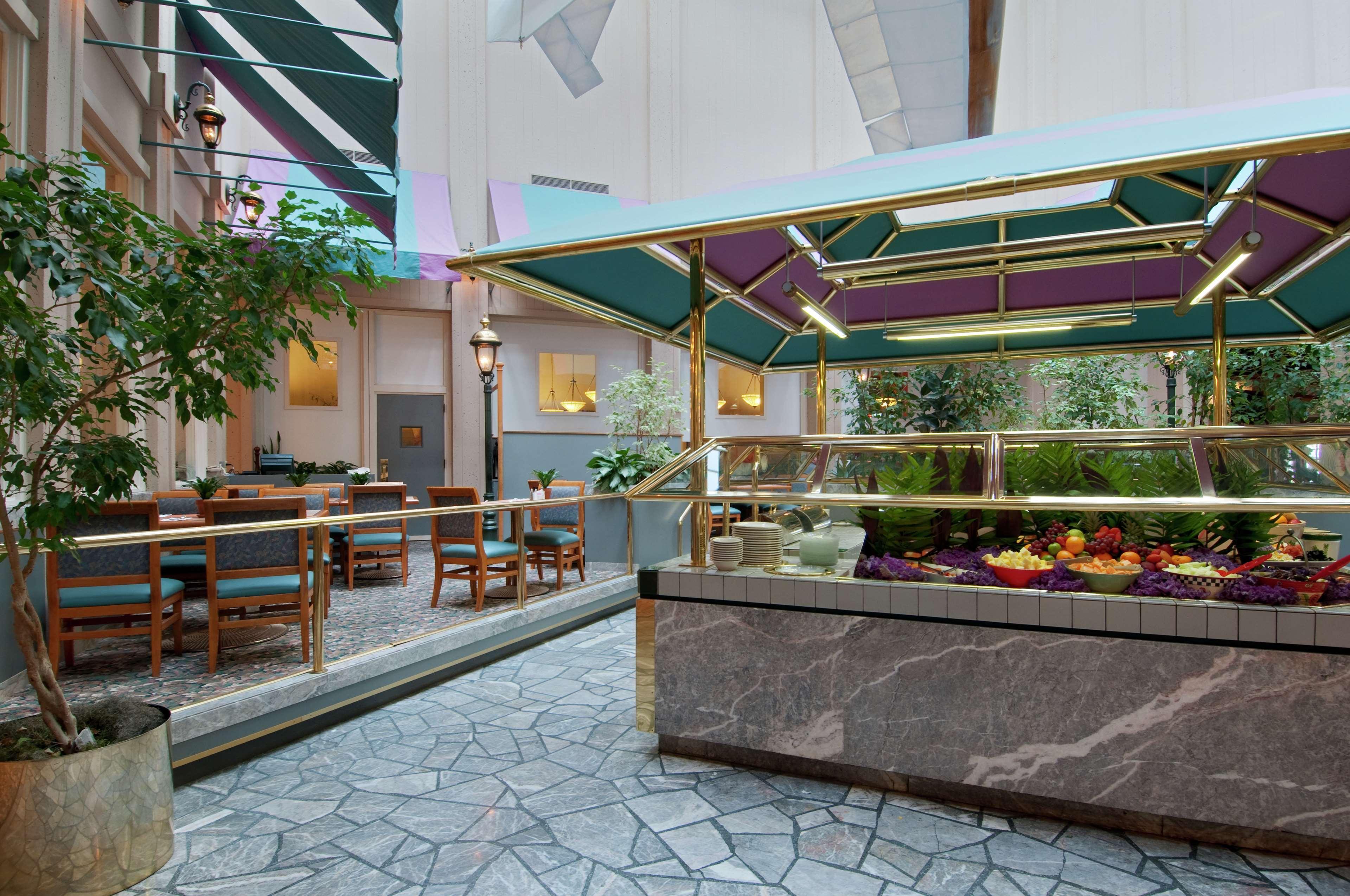 Hilton Oakland Airport Hotel Restaurante foto